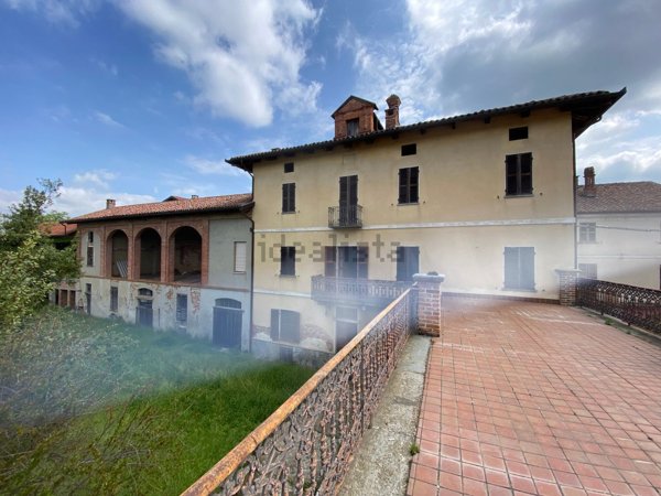 casa indipendente in vendita a Chiusano d'Asti