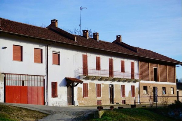 casa indipendente in vendita a Cinaglio