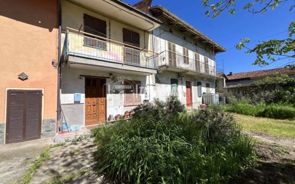 casale in vendita a Cinaglio