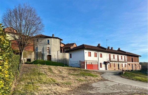 casa indipendente in vendita a Cinaglio