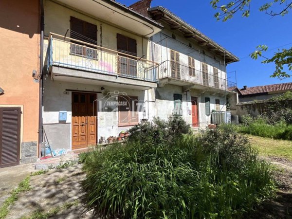 casa indipendente in vendita a Cinaglio