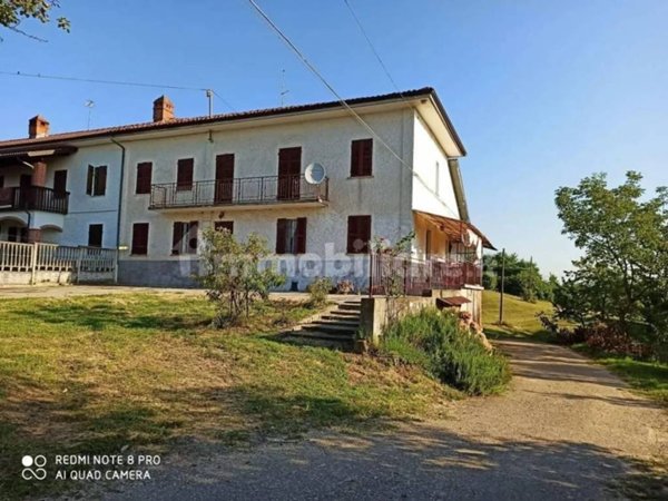 casa indipendente in vendita a Cinaglio