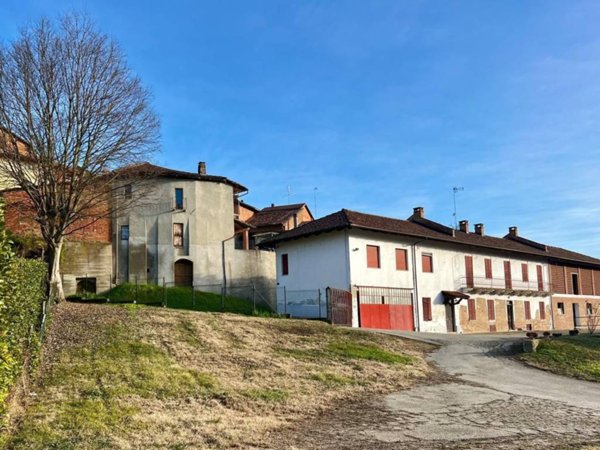 casa indipendente in vendita a Cinaglio