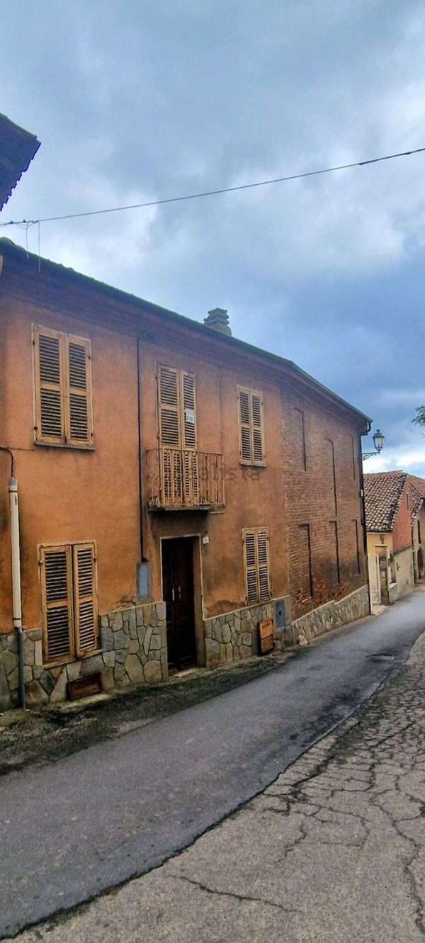 casa indipendente in vendita a Cinaglio