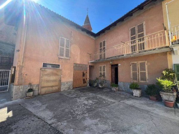 casale in vendita a Cinaglio