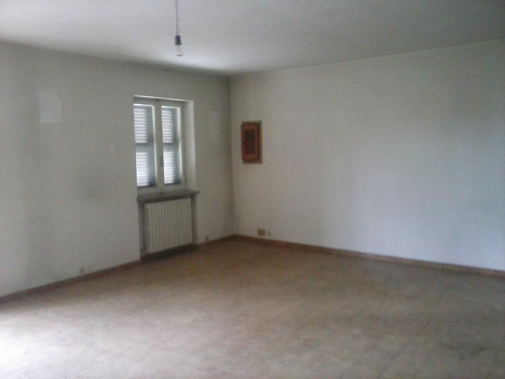 casa indipendente in vendita a Cinaglio