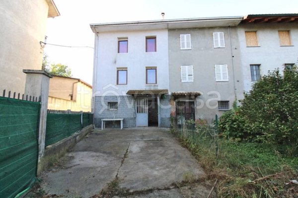 casa indipendente in vendita a Cisterna d'Asti