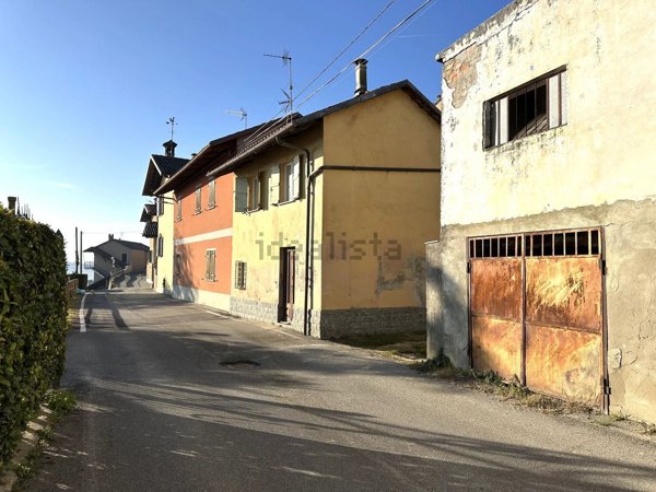 appartamento in vendita a Cisterna d'Asti