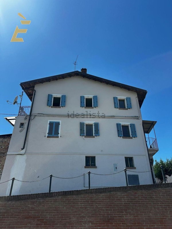 casa indipendente in vendita a Cisterna d'Asti