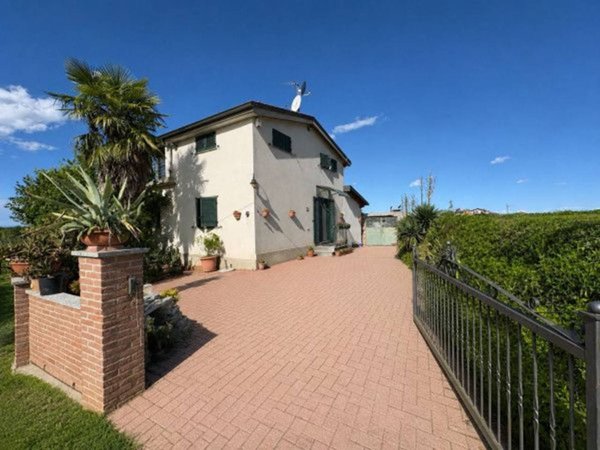 casa indipendente in vendita a Cisterna d'Asti