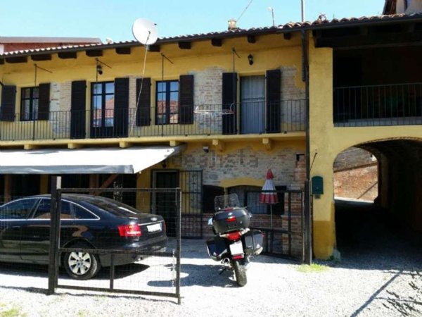 casa indipendente in vendita a Cocconato