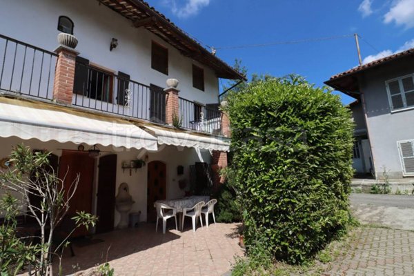 casa indipendente in vendita a Cocconato