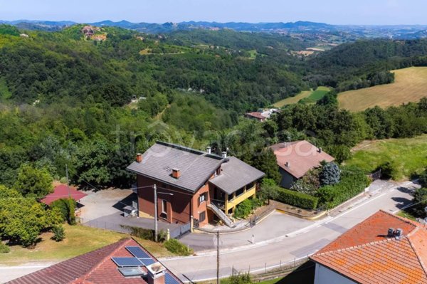 casa indipendente in vendita a Cocconato in zona Maroero