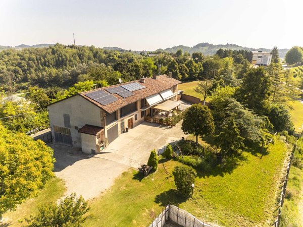 casa indipendente in vendita a Cocconato