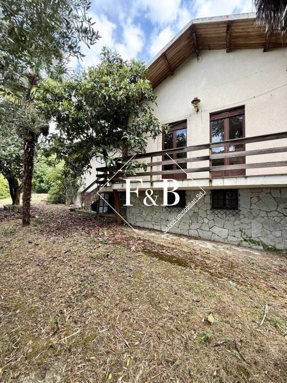 casa indipendente in vendita a Cocconato