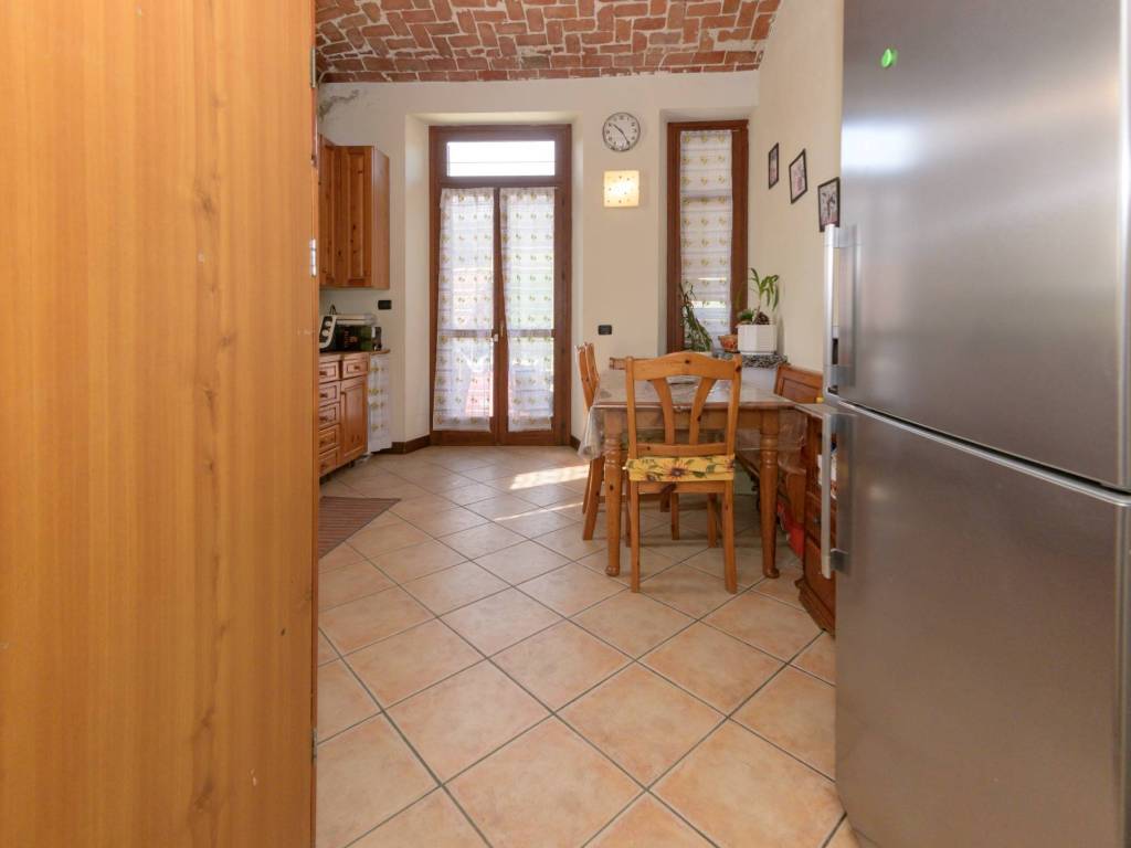 casa indipendente in vendita a Cocconato in zona Stazione