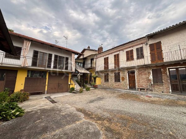 locale di sgombero in vendita a Cocconato