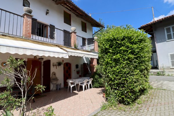 casa indipendente in vendita a Cocconato