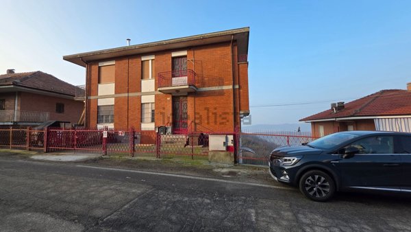 appartamento in vendita a Cocconato in zona Spagnolino