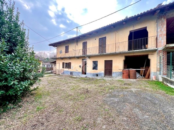 casale in vendita a Cocconato