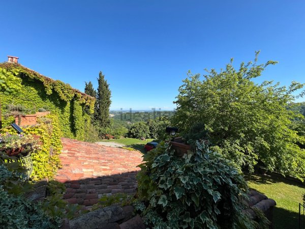 casa indipendente in vendita a Cocconato in zona Bonvino