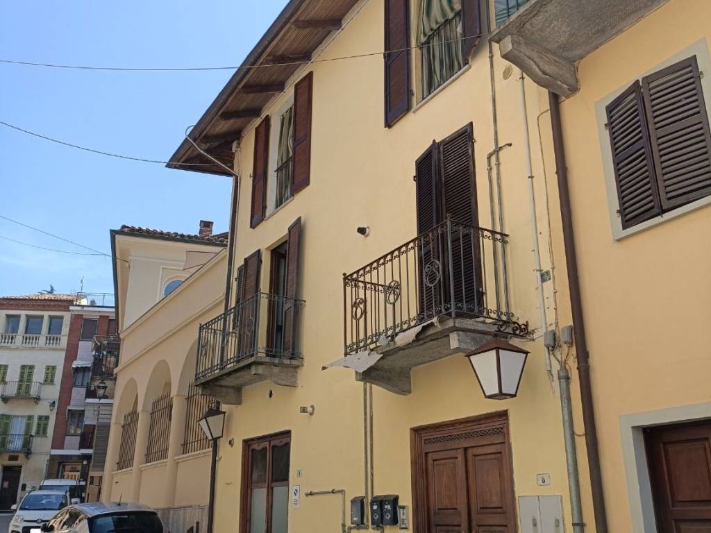 appartamento in vendita a Cocconato in zona Cocconito