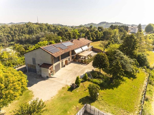 casa indipendente in vendita a Cocconato