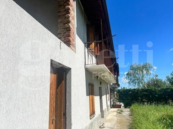 casale in vendita a Cocconato