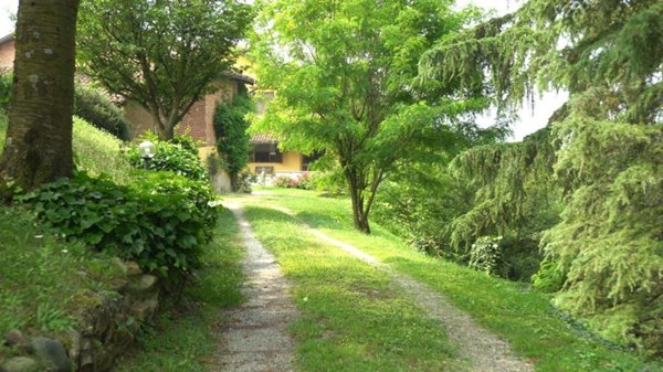 casa indipendente in vendita a Cocconato in zona Spagnolino