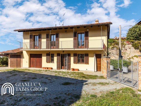casa indipendente in vendita a Cocconato