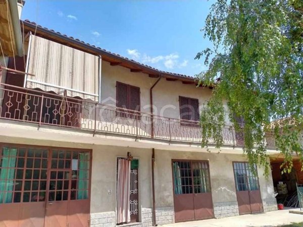 casa indipendente in vendita a Corsione