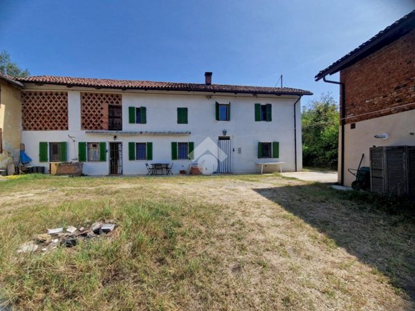 casa semindipendente in vendita a Cortandone