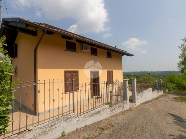 casa indipendente in vendita a Cortandone