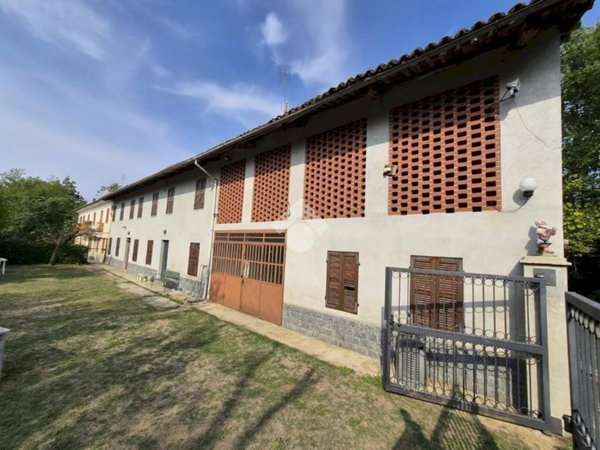 casa indipendente in vendita a Cortandone in zona Valinosio