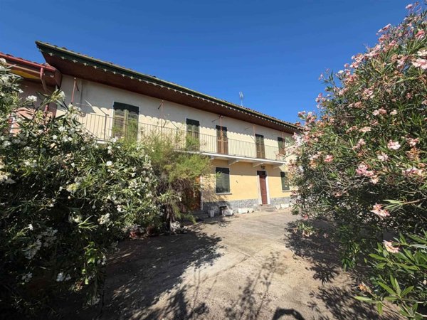 casa indipendente in vendita a Cortanze in zona San Rocco