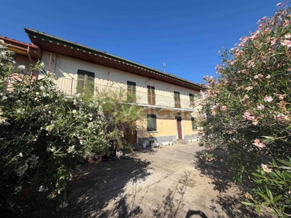 casa indipendente in vendita a Cortanze in zona San Rocco