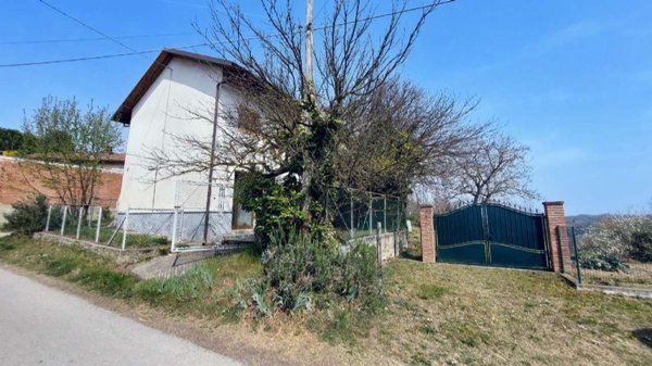 casa semindipendente in vendita a Cortazzone