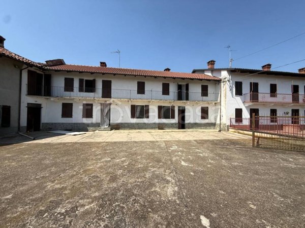 casa indipendente in vendita a Cortazzone in zona Mongiglietto