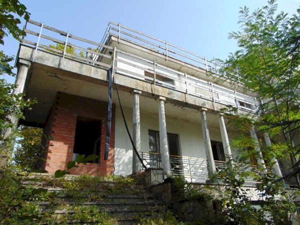 casa indipendente in vendita a Cortiglione