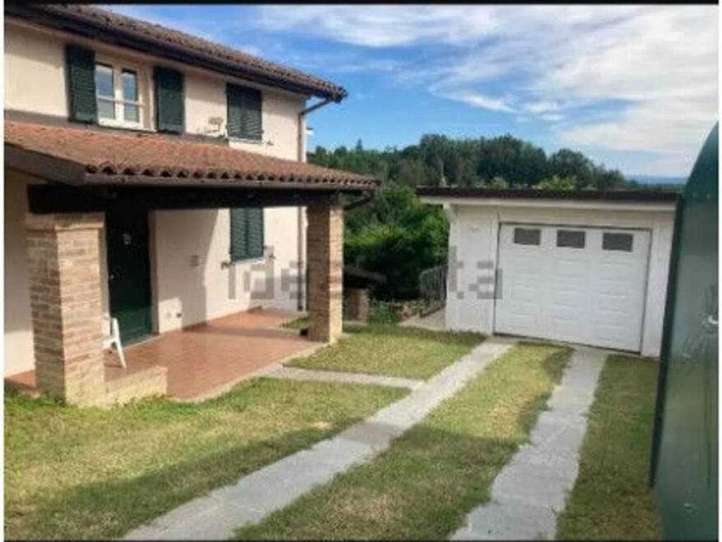 casa indipendente in vendita a Cortiglione