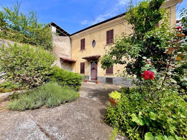 casa indipendente in vendita a Cossombrato