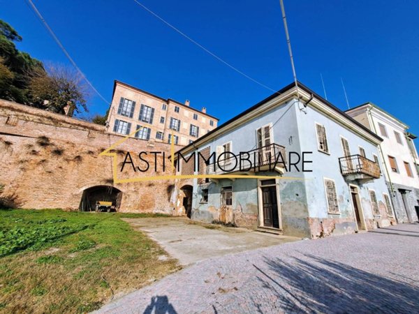 casa indipendente in vendita a Cossombrato
