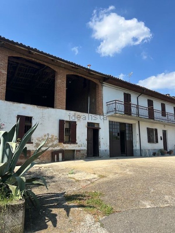 casa indipendente in vendita a Cossombrato