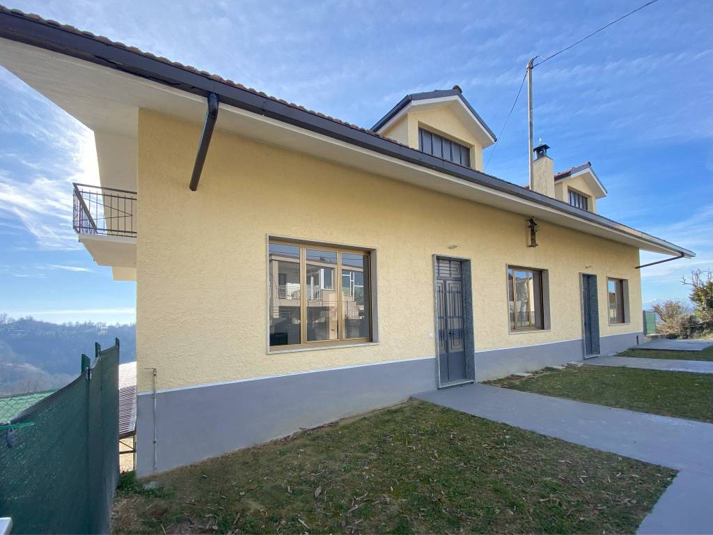 casa indipendente in vendita a Cossombrato