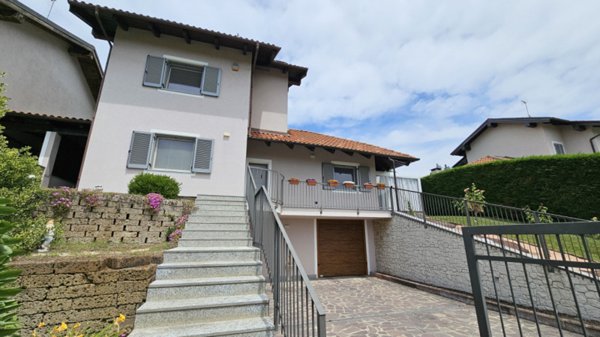 casa indipendente in vendita a Cossombrato