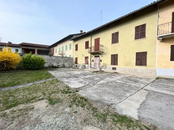 casa indipendente in vendita a Cossombrato