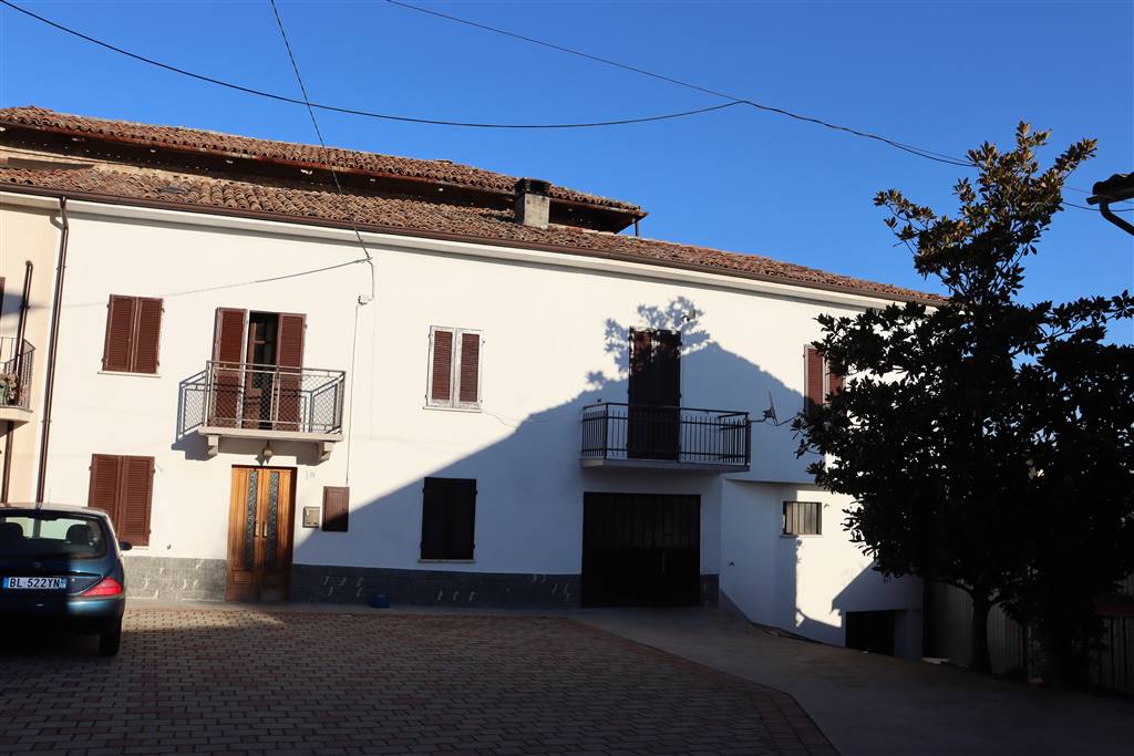 casa indipendente in vendita a Costigliole d'Asti in zona Bionzo