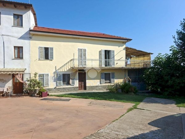casa semindipendente in vendita a Costigliole d'Asti in zona Annunziata