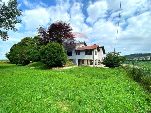 casa indipendente in vendita a Costigliole d'Asti
