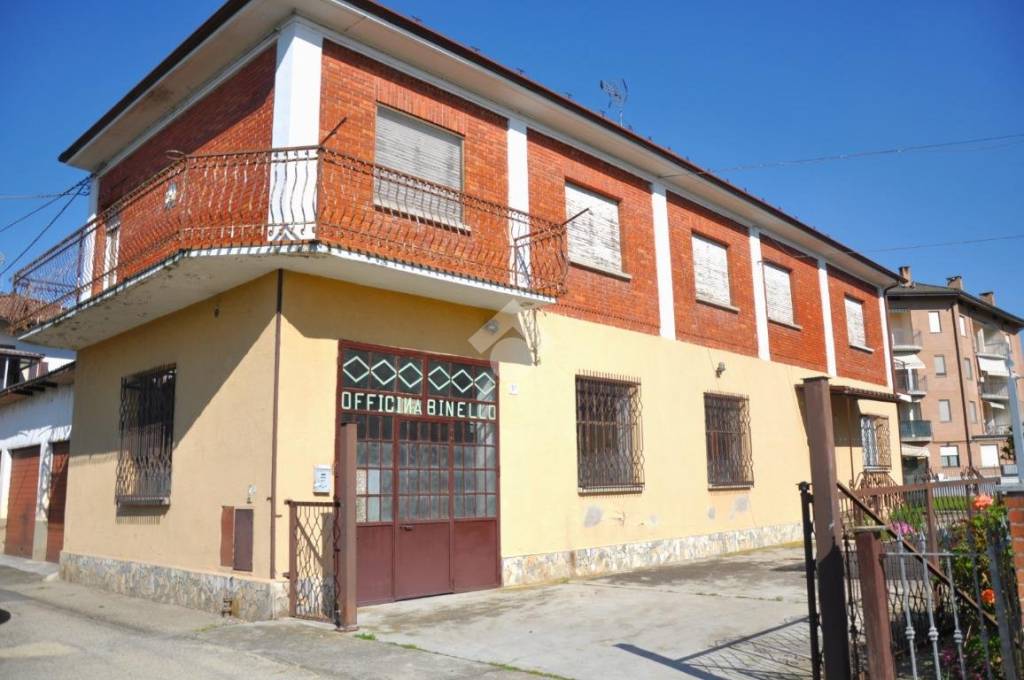 casa indipendente in vendita a Costigliole d'Asti in zona Motta